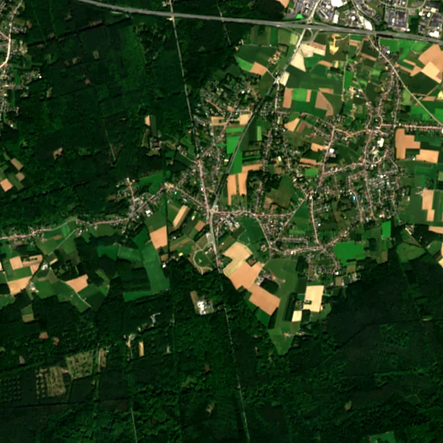 Satellite image of the area around Leuven, August 2017
