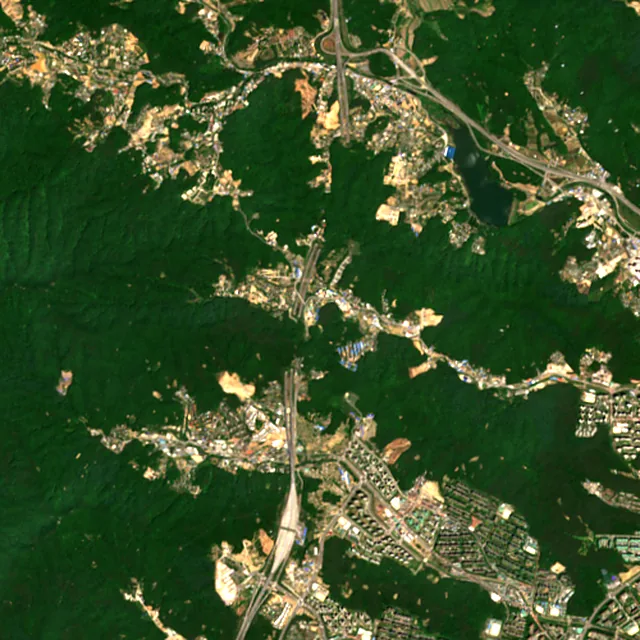 Satellite image of the area around Suwon, June 2017